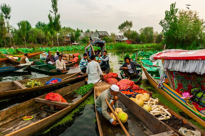 Floating Market Ride